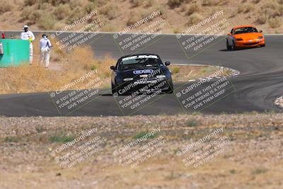 media/Jun-01-2025-CalClub SCCA (Sun) [[eae223c5dd]]/Group 5/Qualifying/